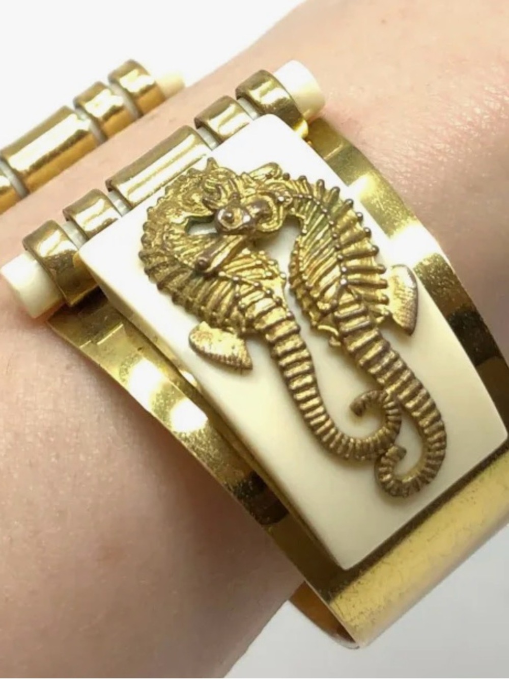 ACCEPTING OFFERS Vintage CAbi Sea Horse Motiff Cuff Gold & Ivory Tone